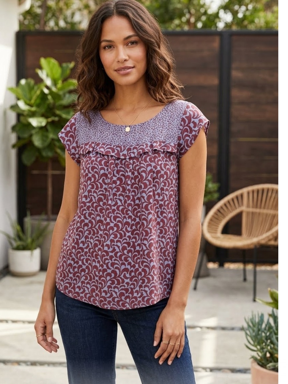 👗LOFT WOMEN'S Burgundy Patterned sleeveless top